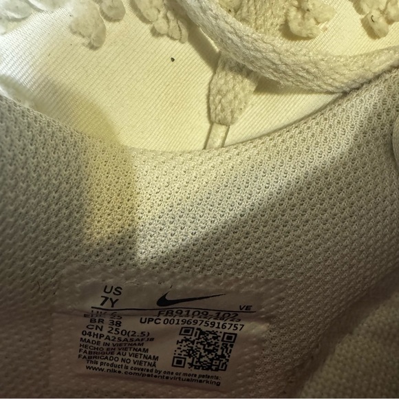 Nike Dunk Low "Laser Fuchsia" sneakers - Picture 10 of 10